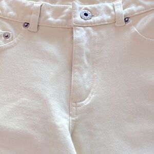 Forma Tan jeans. Very stretchy. Skinny classic 5 pocket. Size 25 (38 on tag)
C